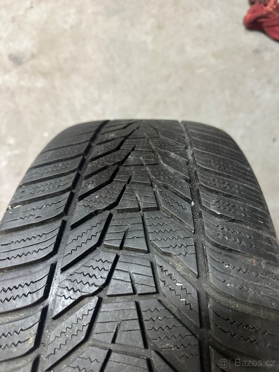 ALU Kola ŠKODA 5x112 R19 TRINIT Zánovní Zimní Pneu 235/40/19 - 9