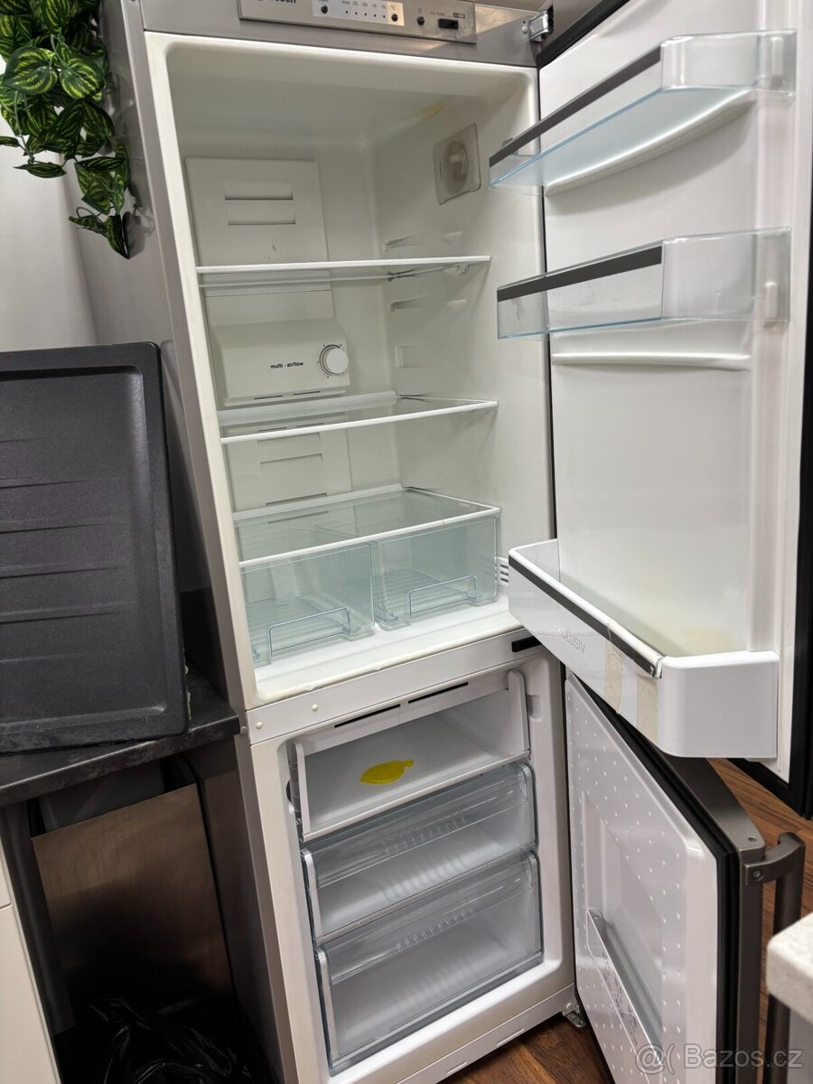 Světlá designová kuchyně SIMBA - 9