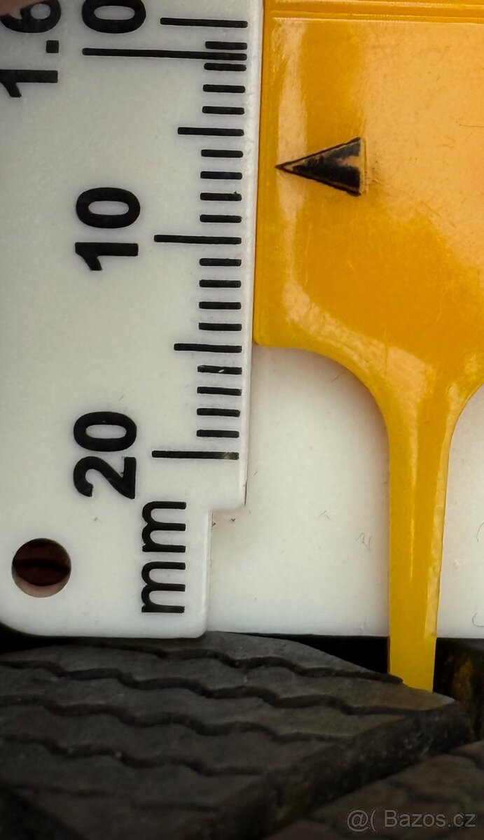 Alu kola VOLKSWAGEN , 5x112 r17 , zimní pneu 205/50 r17 - 9