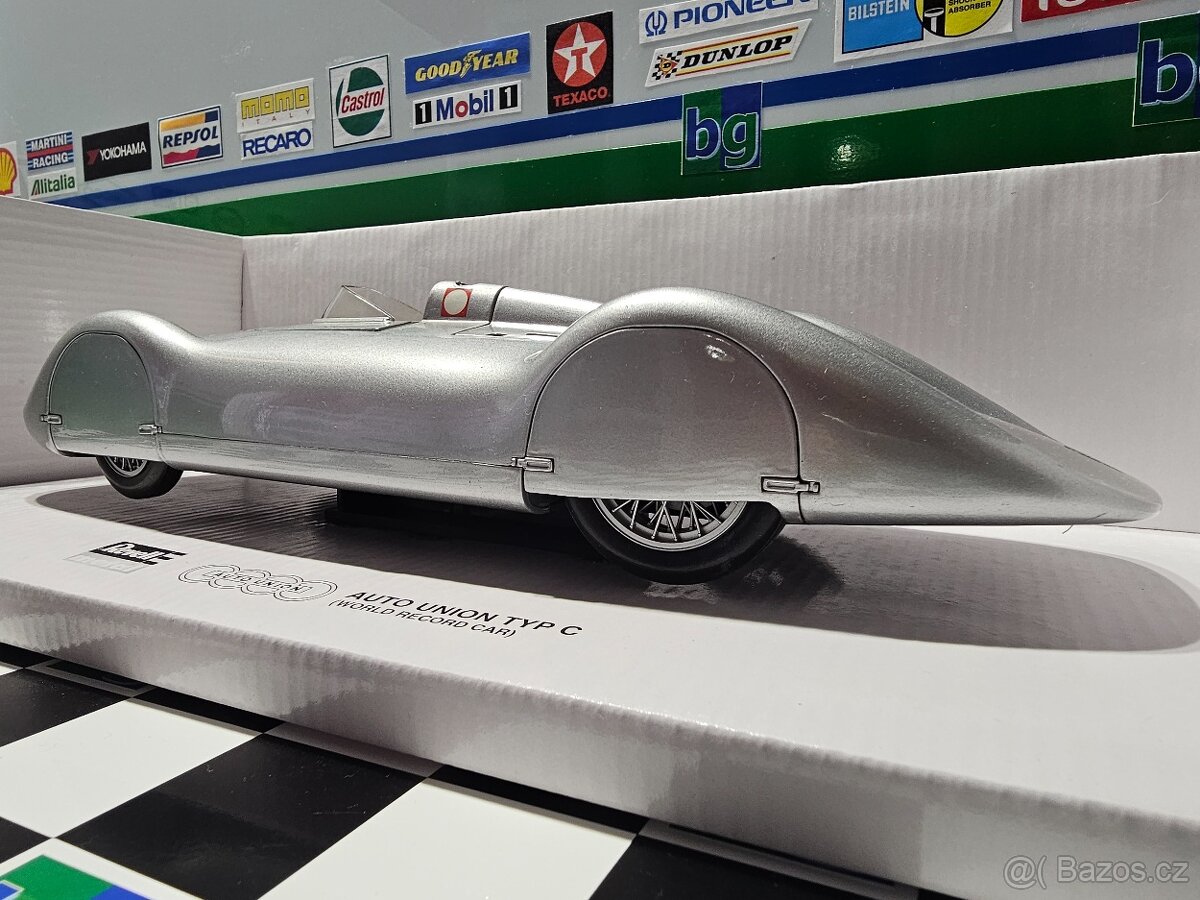 Revell Auto Union Typ C 1:18, světový rekord - 9