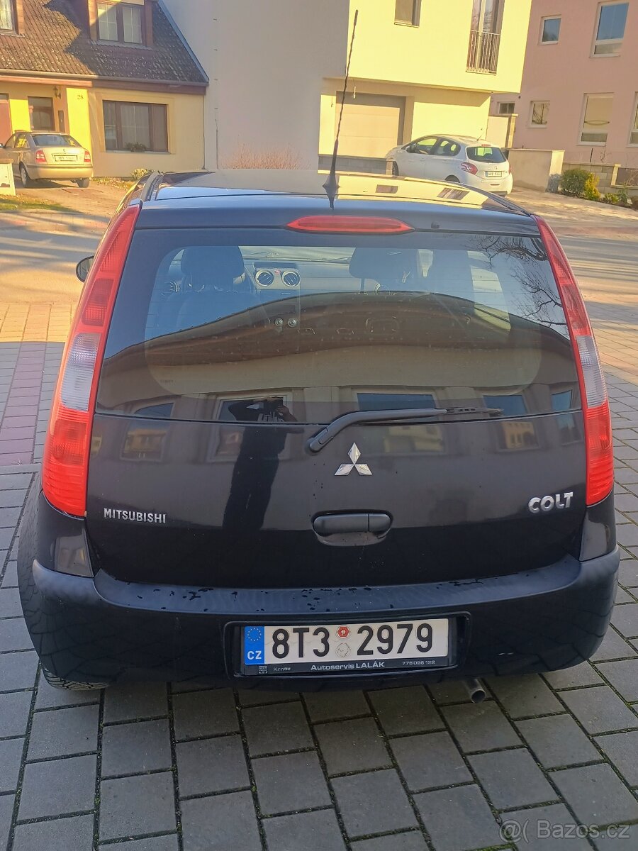 Mitsubishi Colt 1.3 - 9