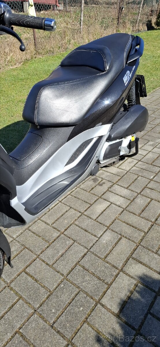 Piaggio MP3 125 - 9