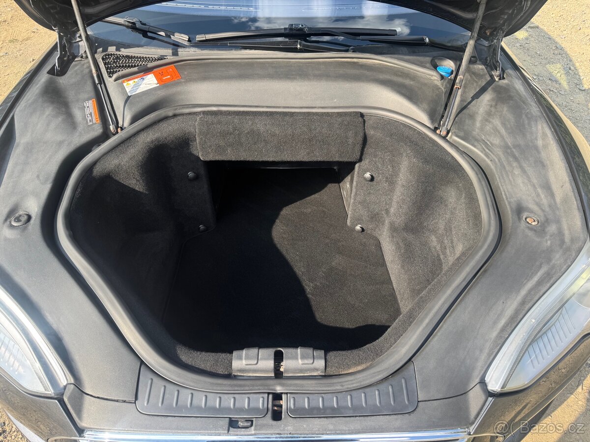 Tesla Model S 85 - Nabíjení ZDARMA AUTOPILOT - 9