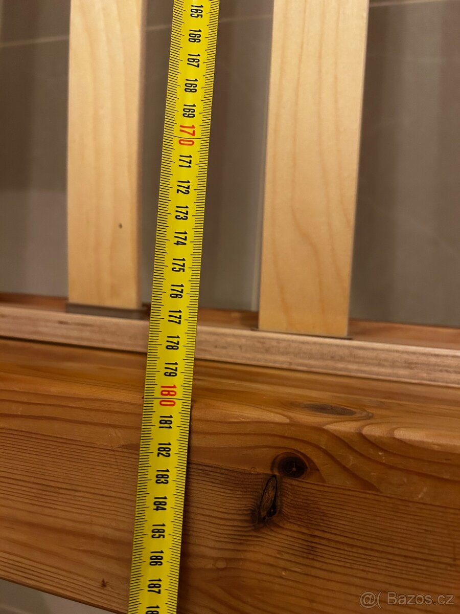 Masivní borovicová manželská postel + matrace zdarma - 9