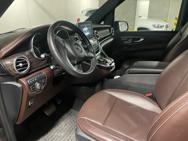 Mercedes-Benz Třídy V - 9