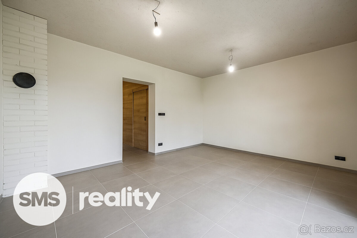 Moderní rodinný dům v Hrabové – klidné bydlení jen kousek od - 9