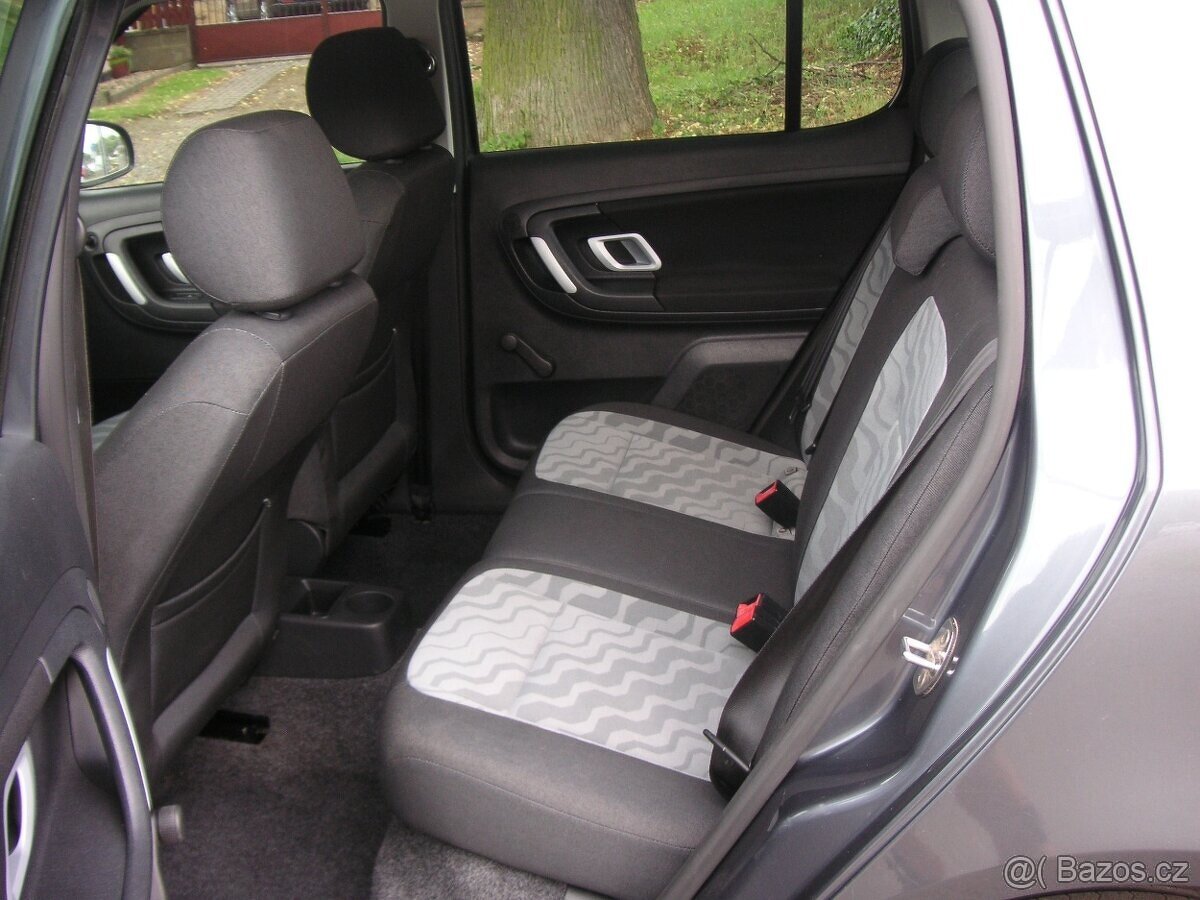 Škoda Fabia II 1.4i 16V 63kw - Serviska - 9