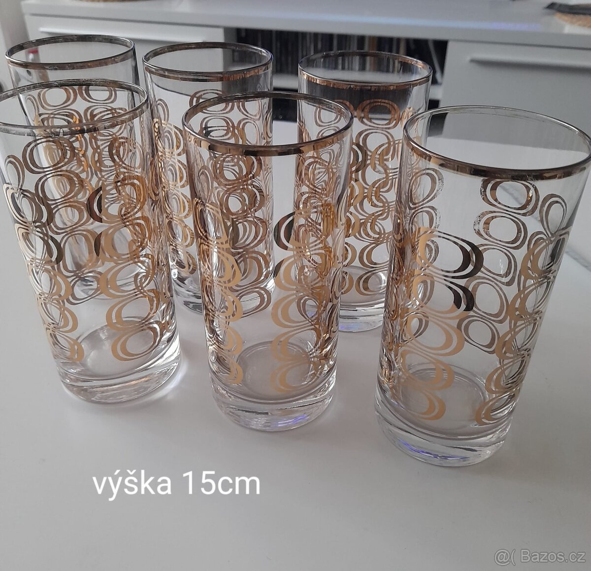 Stare sklo a porcelán - 9