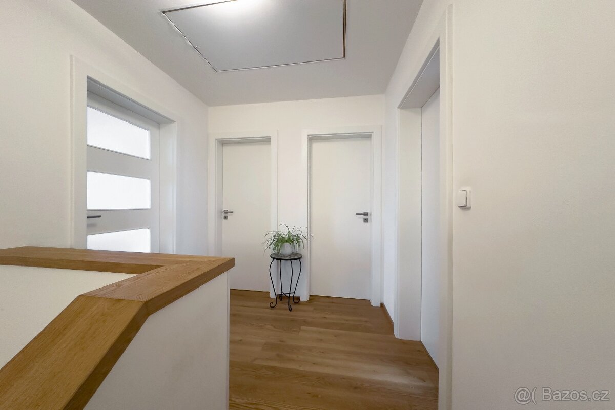 Prodej RD 6+kk_158 m² + garáž, pozemek 475m2, Úvaly u Pha - 9