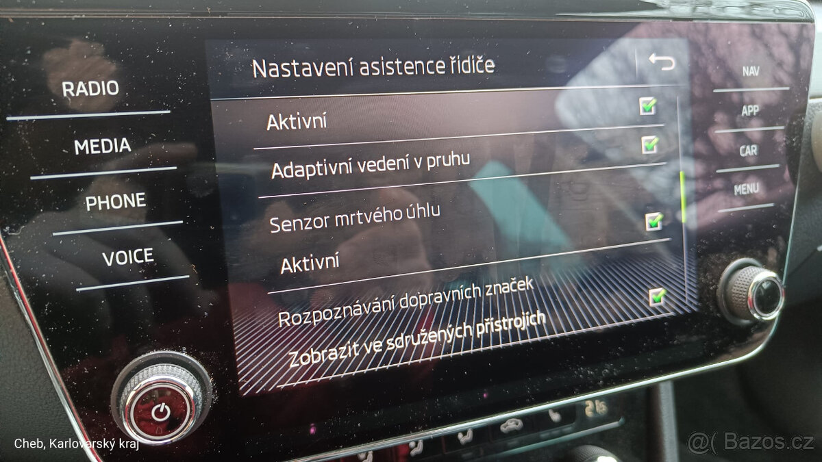 Škoda Superb 2,0 TDi 110kW, výbava Style - 9