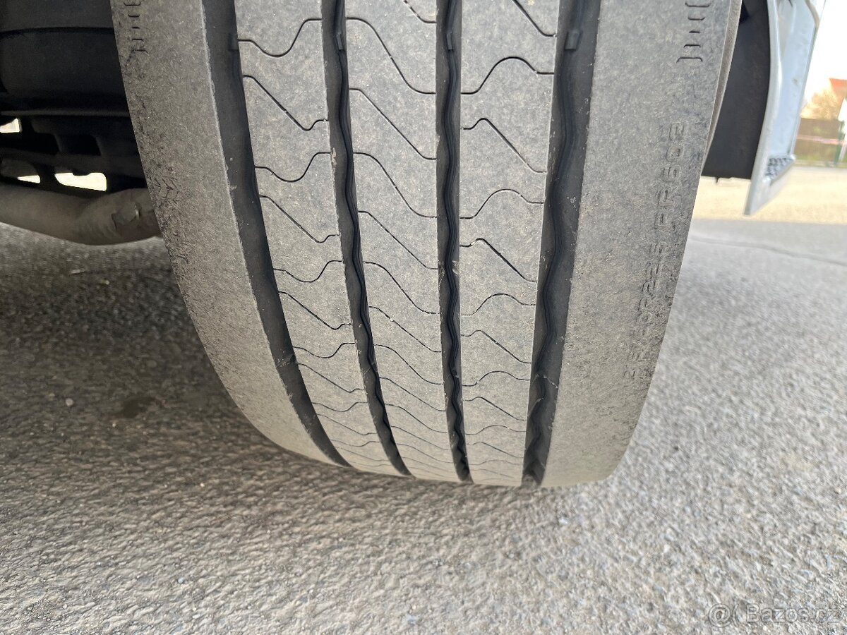 Tahač Mercedes-Benz Actros 1845 LowDeck - 9