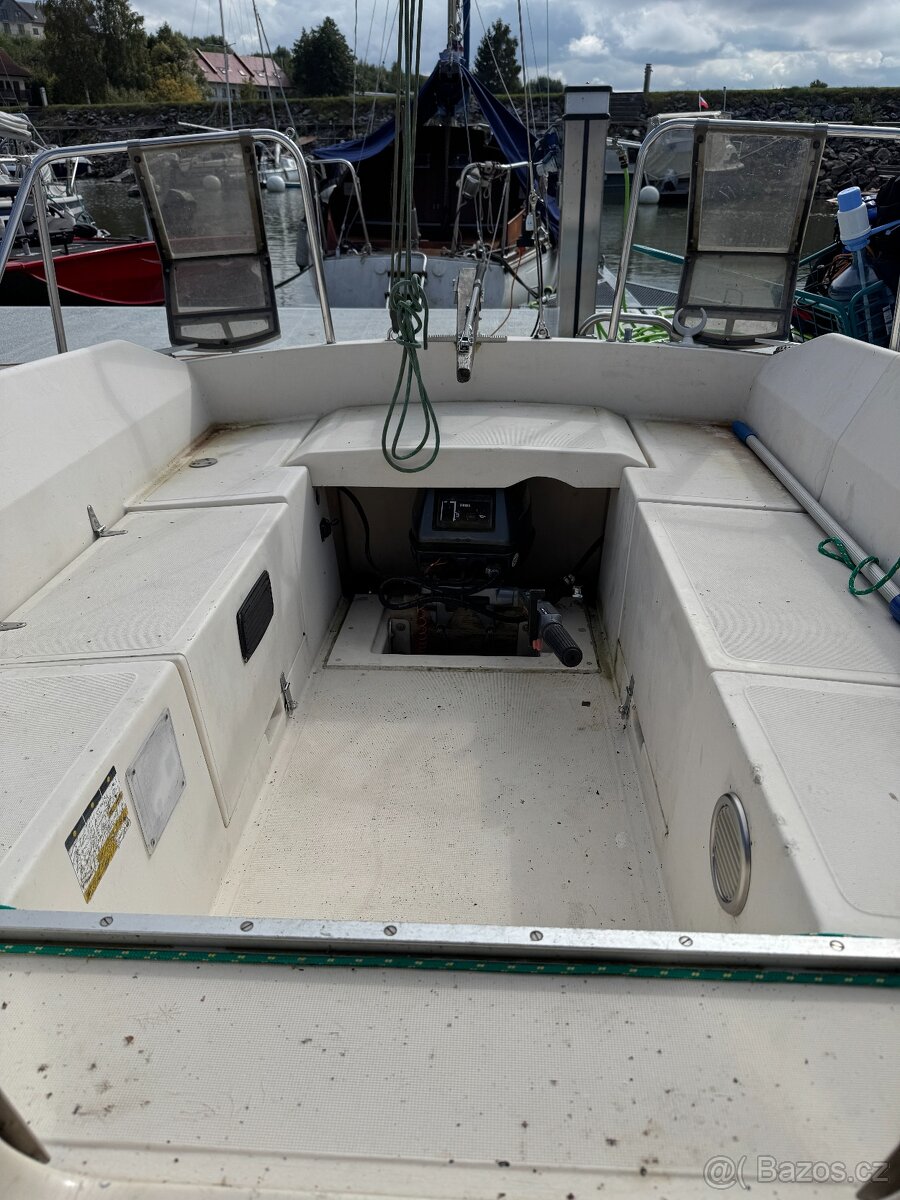 Kajutová plachetnice KELT 760, včetně přívěsu - 9