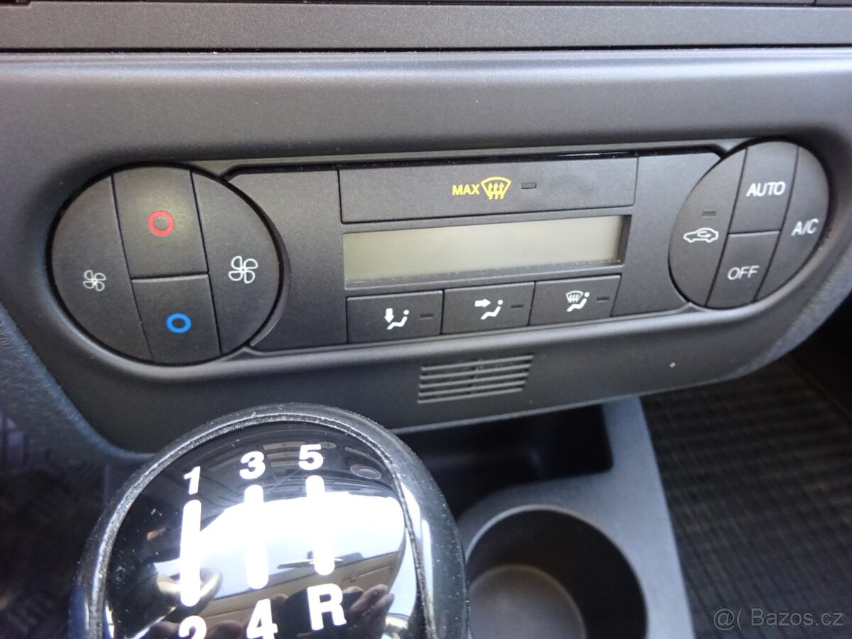 Ford Fusion 1.4i r.v.2008 (59KW) 2.Majitel Koupeno v ČR - 9