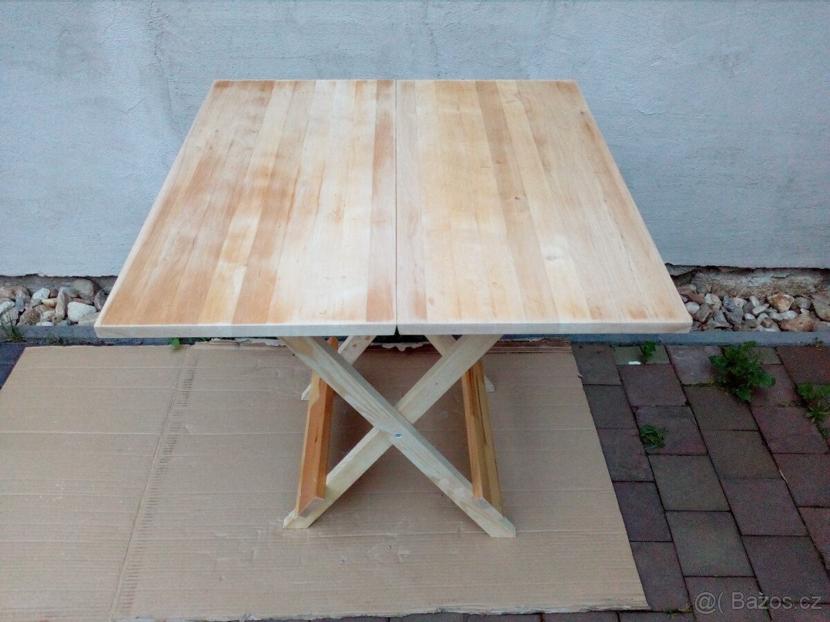 Prodám dřevěný skládací stůl 74,5x75 cm - 9