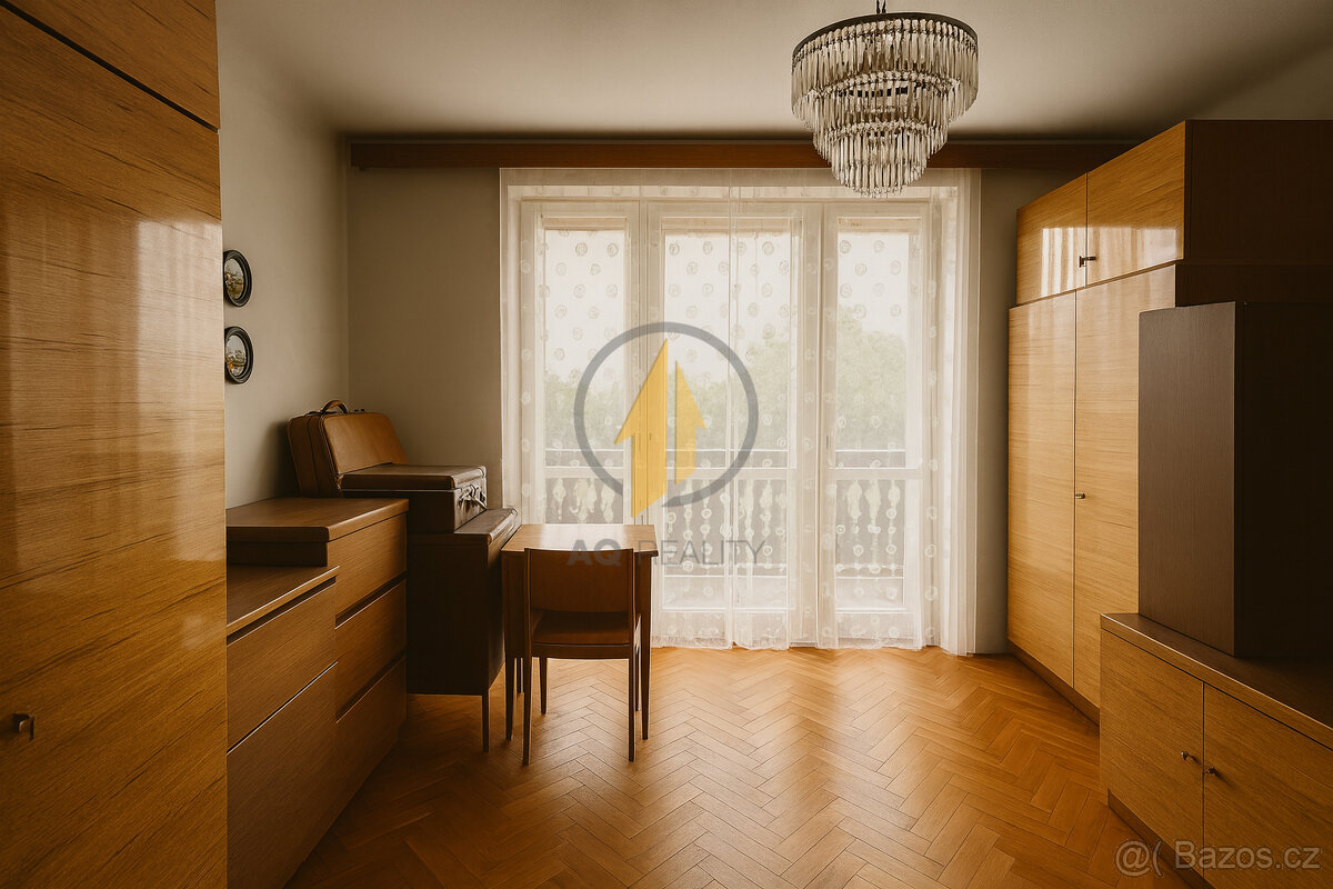 Prodej rodinného domu se zahradou a výhledem na Krkonoše v k - 9