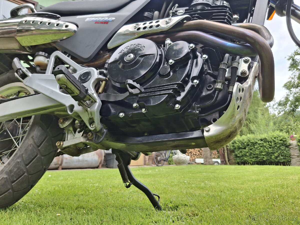 Honda Vigor 650 - 9