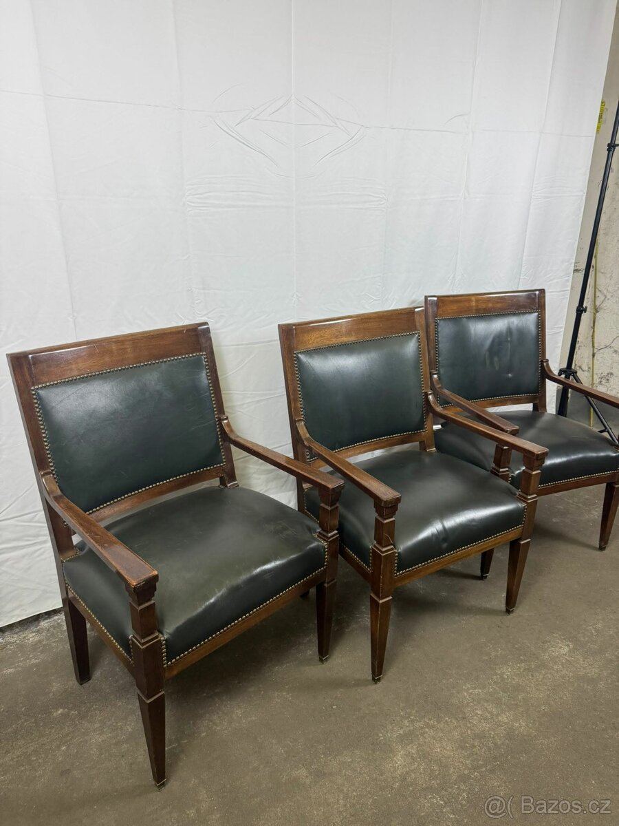 Starožitné elegantní křesla (136016) - 9