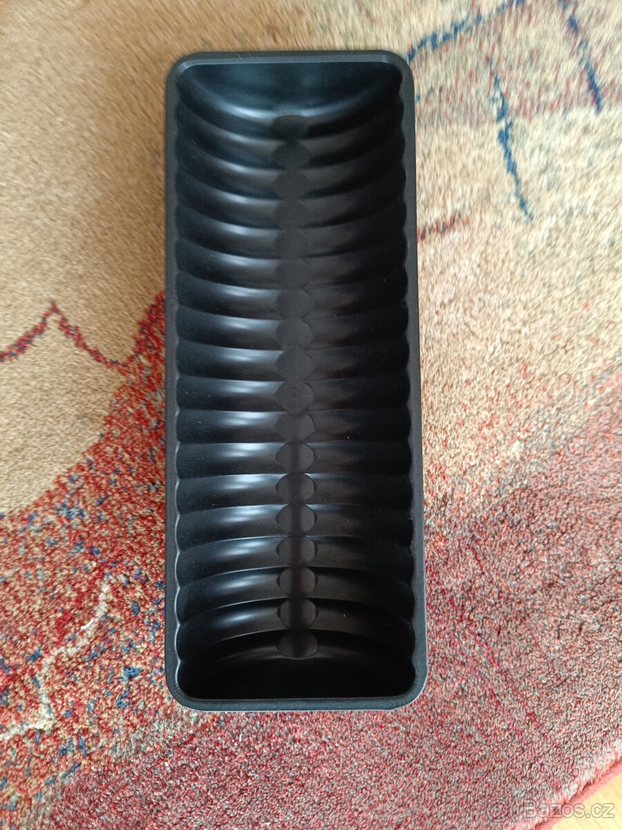 Ruční kráječ, mlýnek, formy a jiné - 9