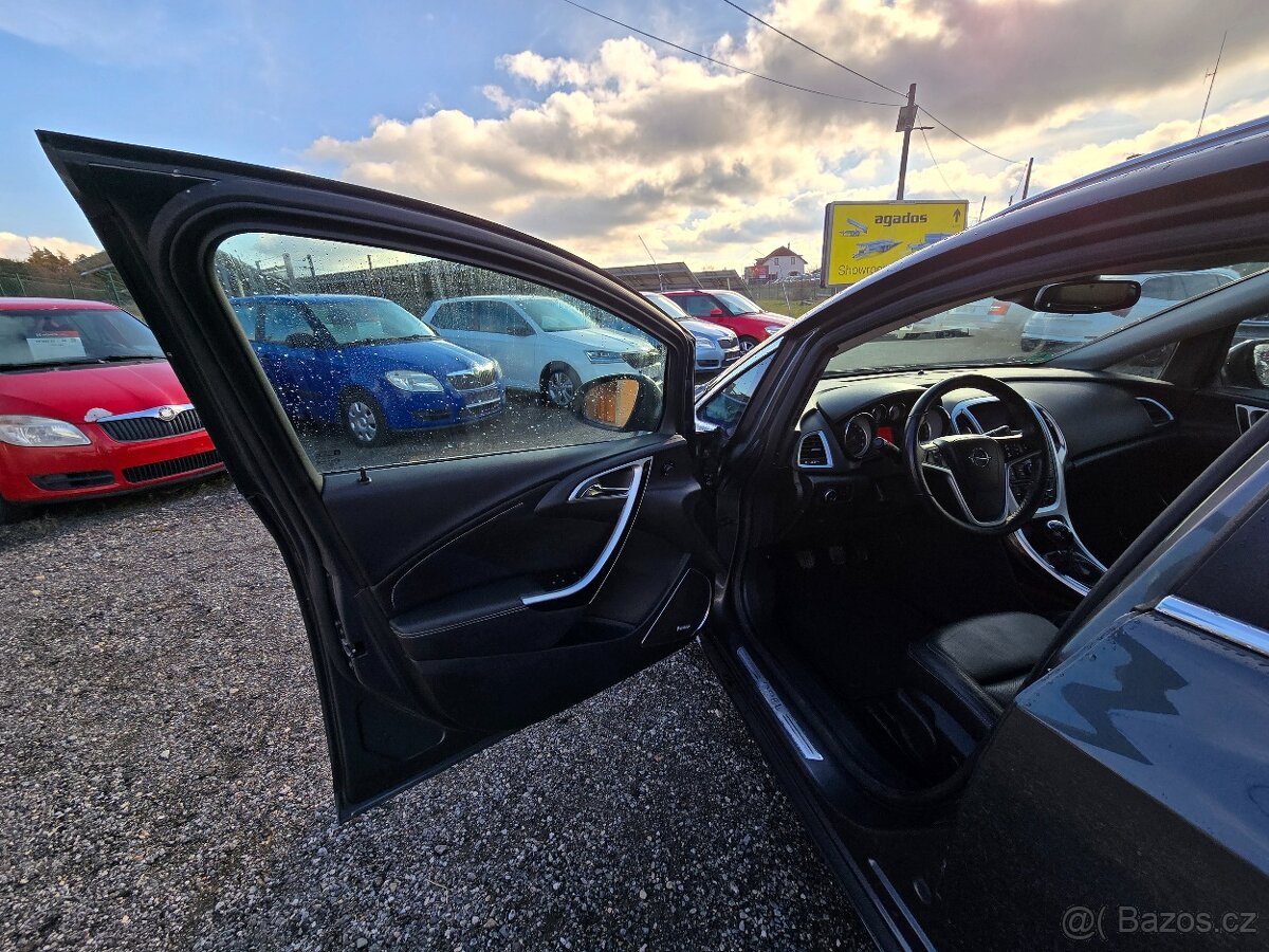 Opel Astra 1.6 T 132W Sport Cosmo - 9