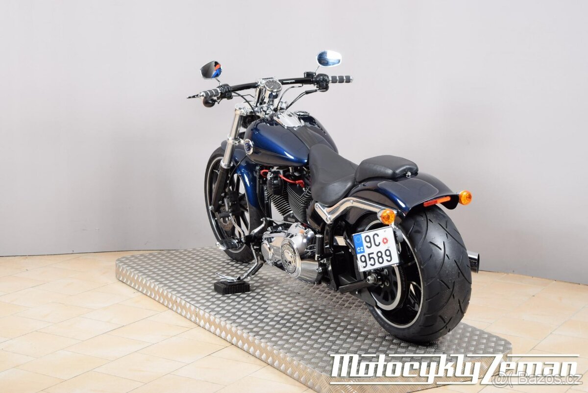 Harley-Davidson FXSB BREAKOUT 2013 - 9