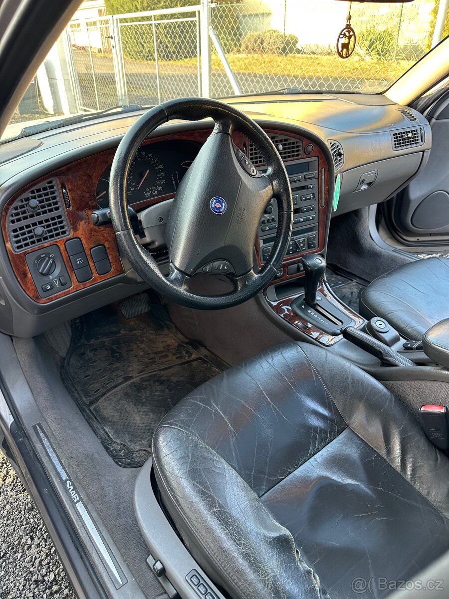 Saab 9-5 benzín 3l v6 s turbem - 9