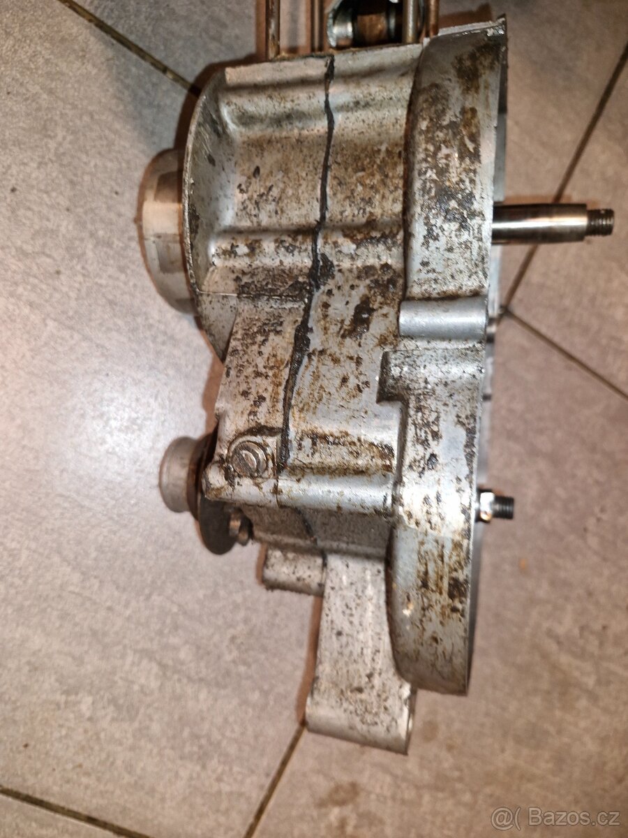 Polomotor babetta 210 - 9