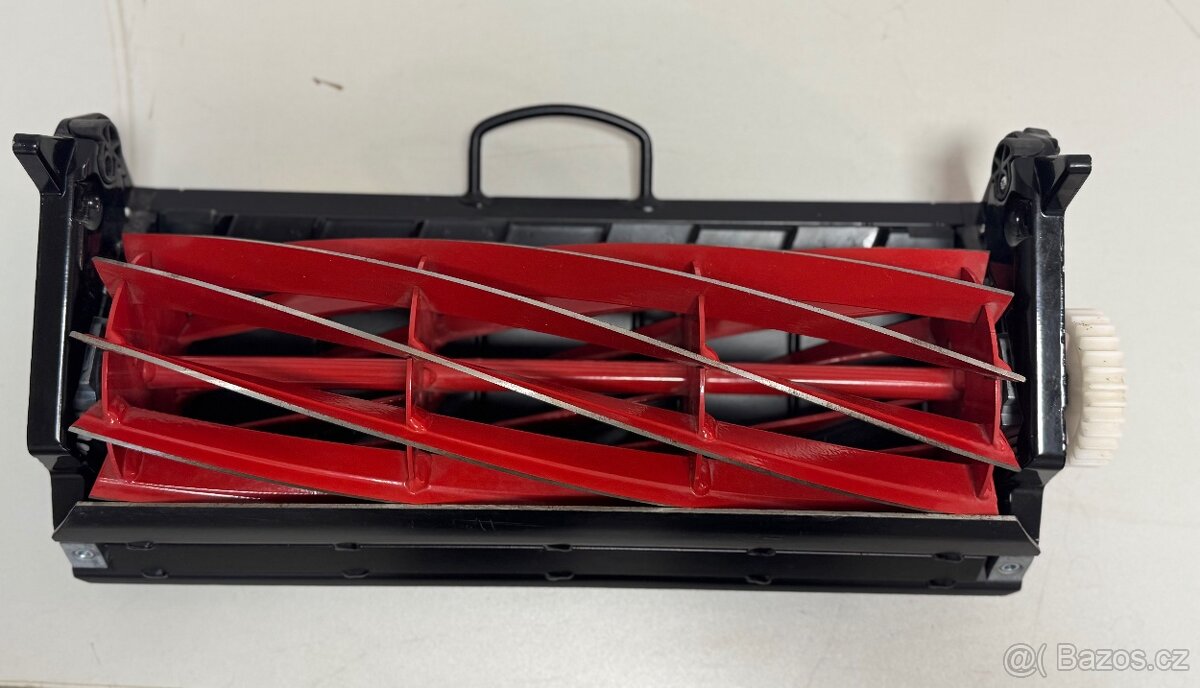 Vřetenová sekačka - 9