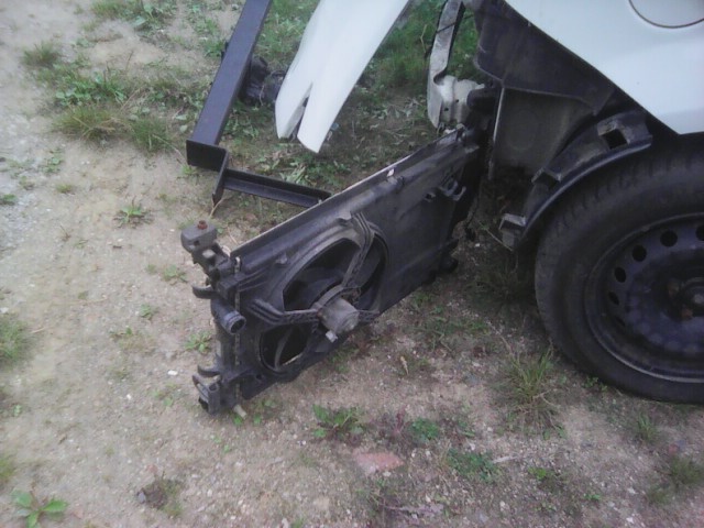 fiat grande punto 12 51 kw rv 7-11 140 000km. - 9