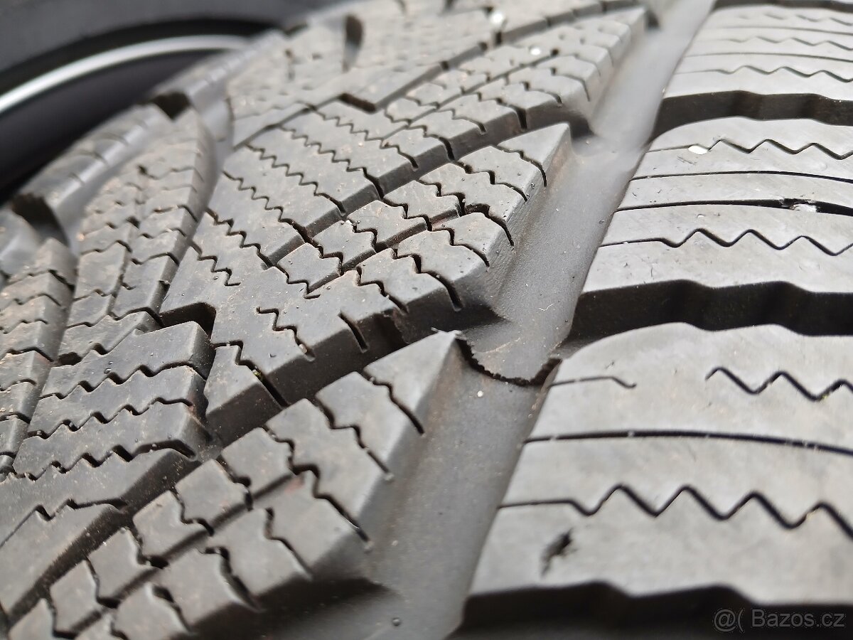 Sada ALU kol Ronal 215/60R17 zimní - 9