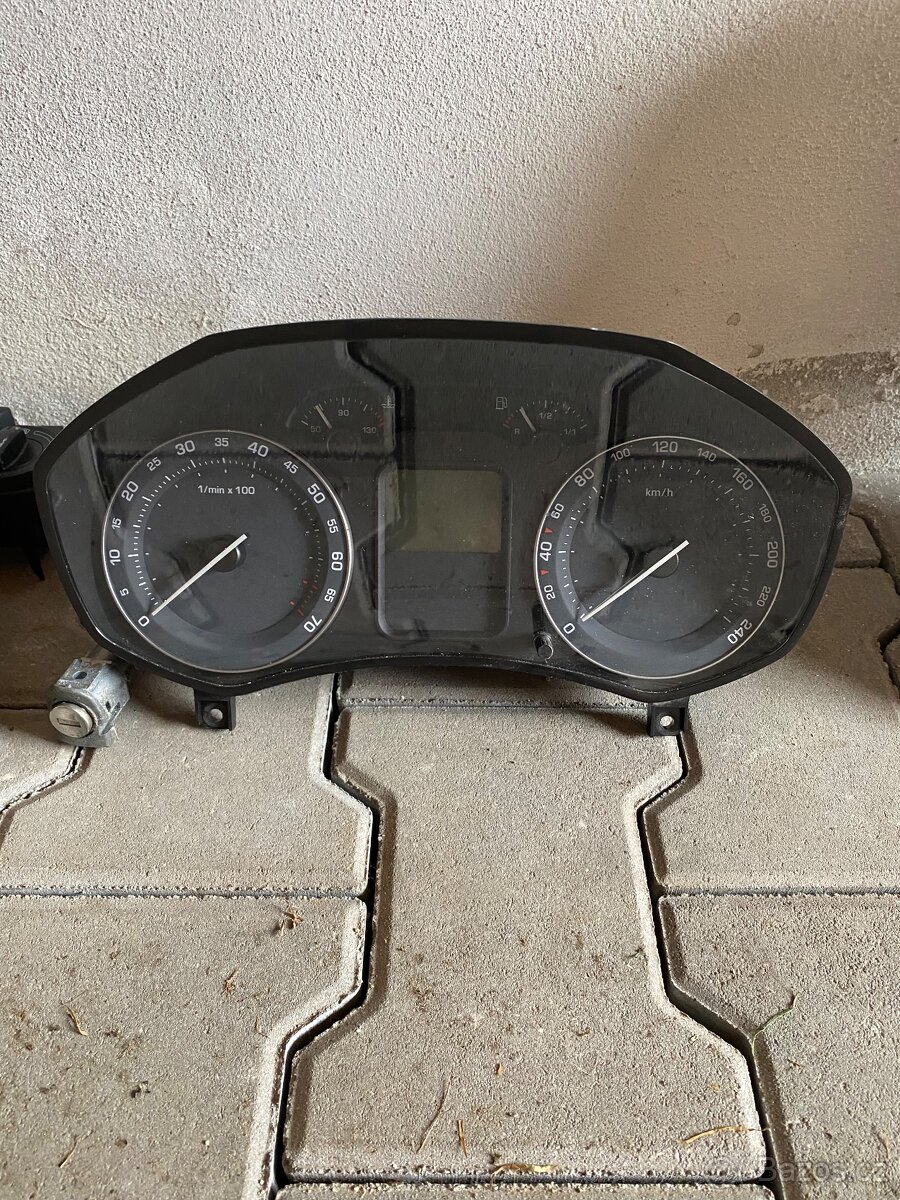 Díly na Octavie - 9