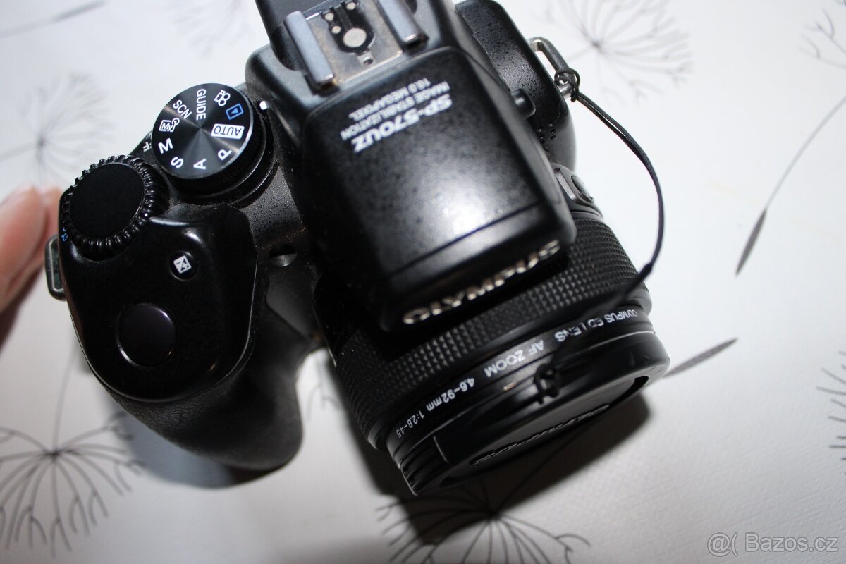 OLYMPUS SP- 570UZ - 9