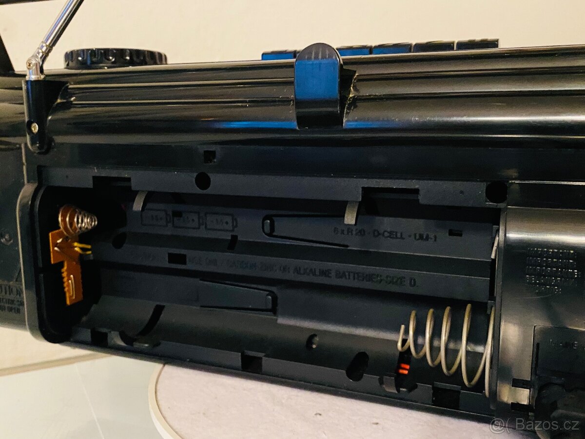 Radiomagnetofon Philips D 8090, rok 1988, REZERVACE - 9