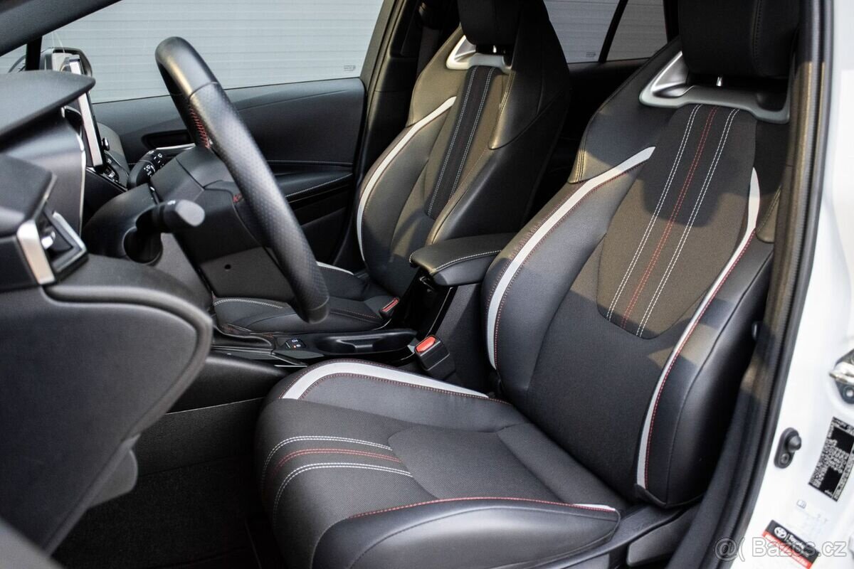 Toyota Corolla 1.8 hybrid e-CVT 2023 - 9