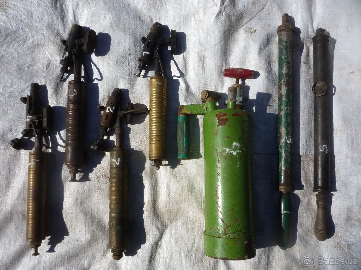 Prodám díly na zahradní frézu zn.TERA-VARI a další. Prodám ř - 9