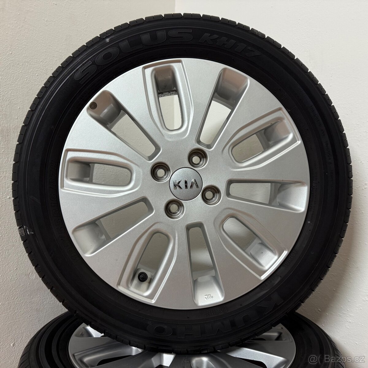 KIA RIO/STONIC 4x100 R16 ET43+LETNÍ 195/55R16 6mm - 9