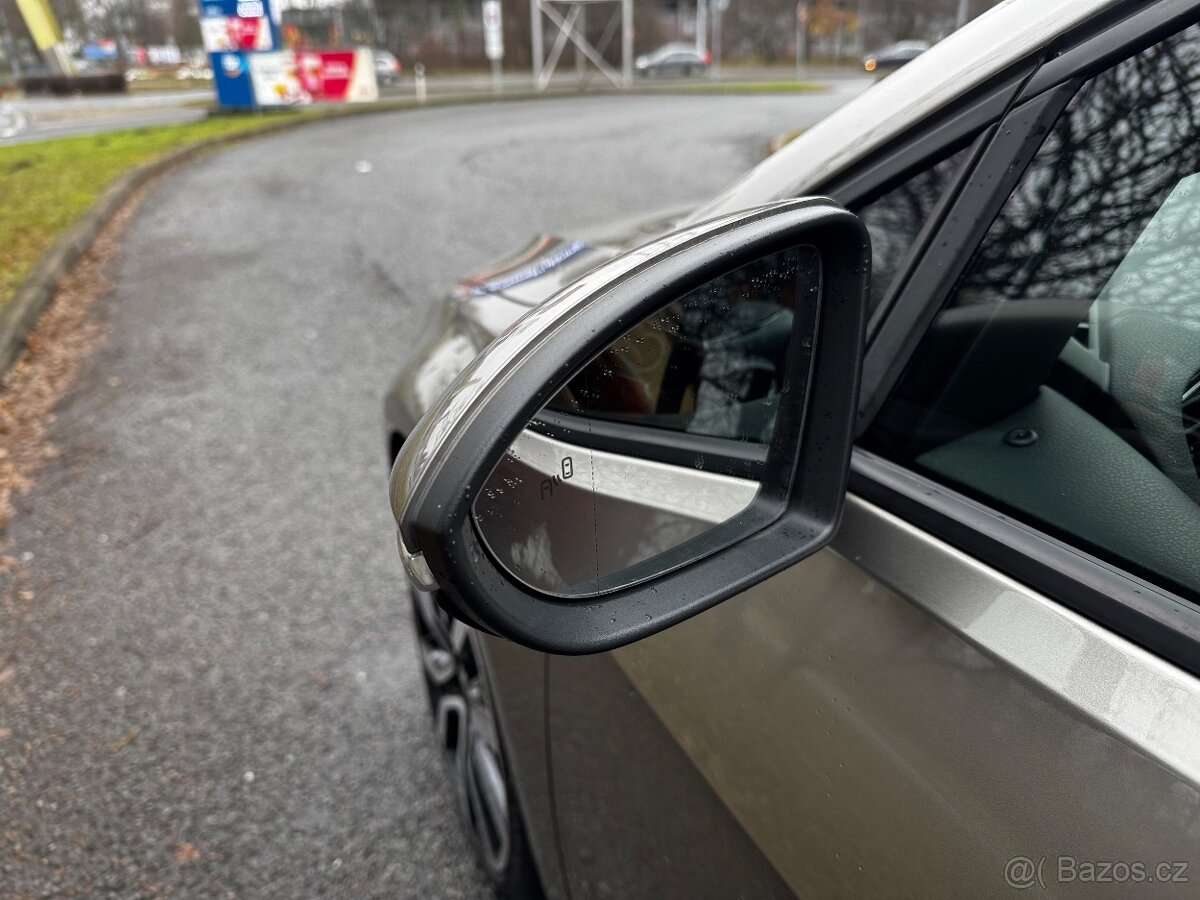 Volkswagen Golf 1.4 TSI 92kw, Edice 40 let, Výbava - 9