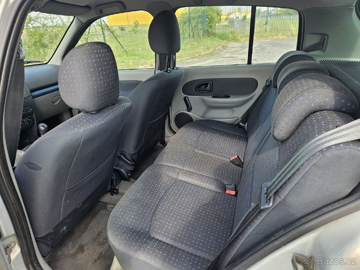 Renault clio 2 facelift - 9