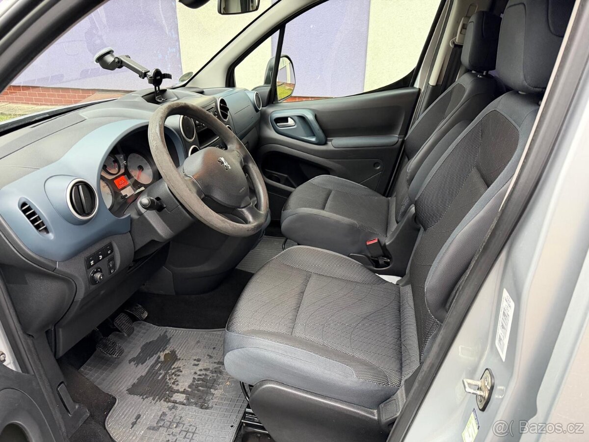 Peugeot Partner Tepee 1,6 HDi / servis.k. / pneu - 9