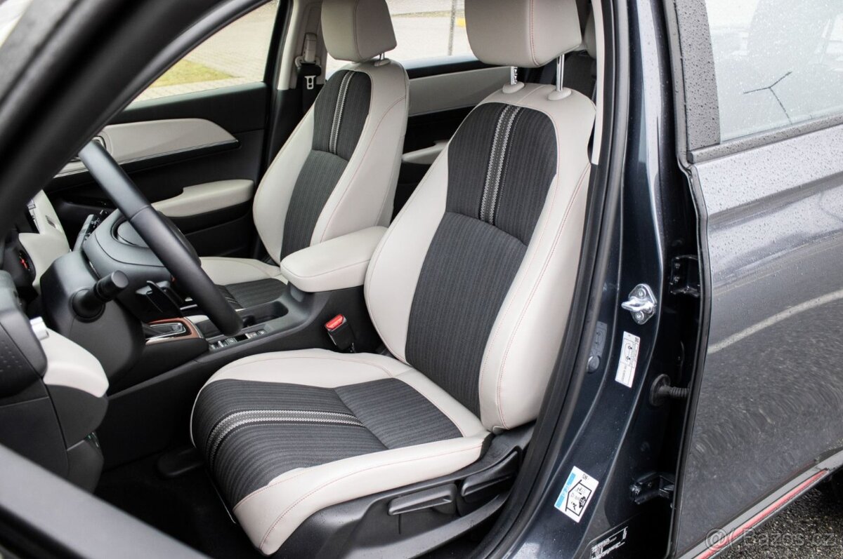 Honda HR-V E:HEV 1.5 i-MMD (2024) - 9