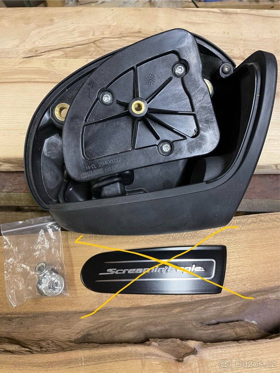 Zbytky z přestaveb Harley Davidson - 9