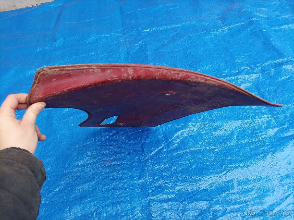 Boční plechový kryt JAWA č. 2 - 9