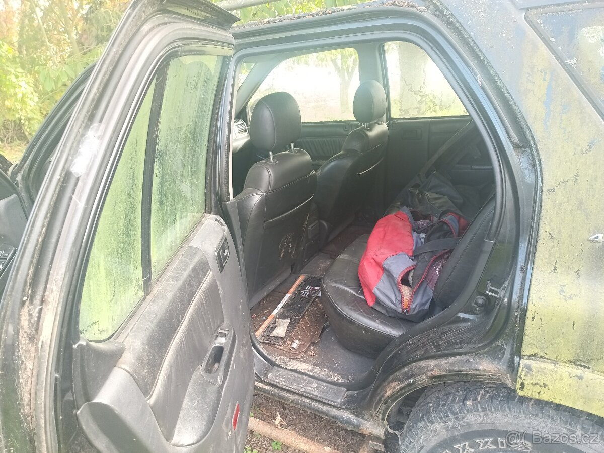 2x Opel Frontera 3.2 V6 - 9