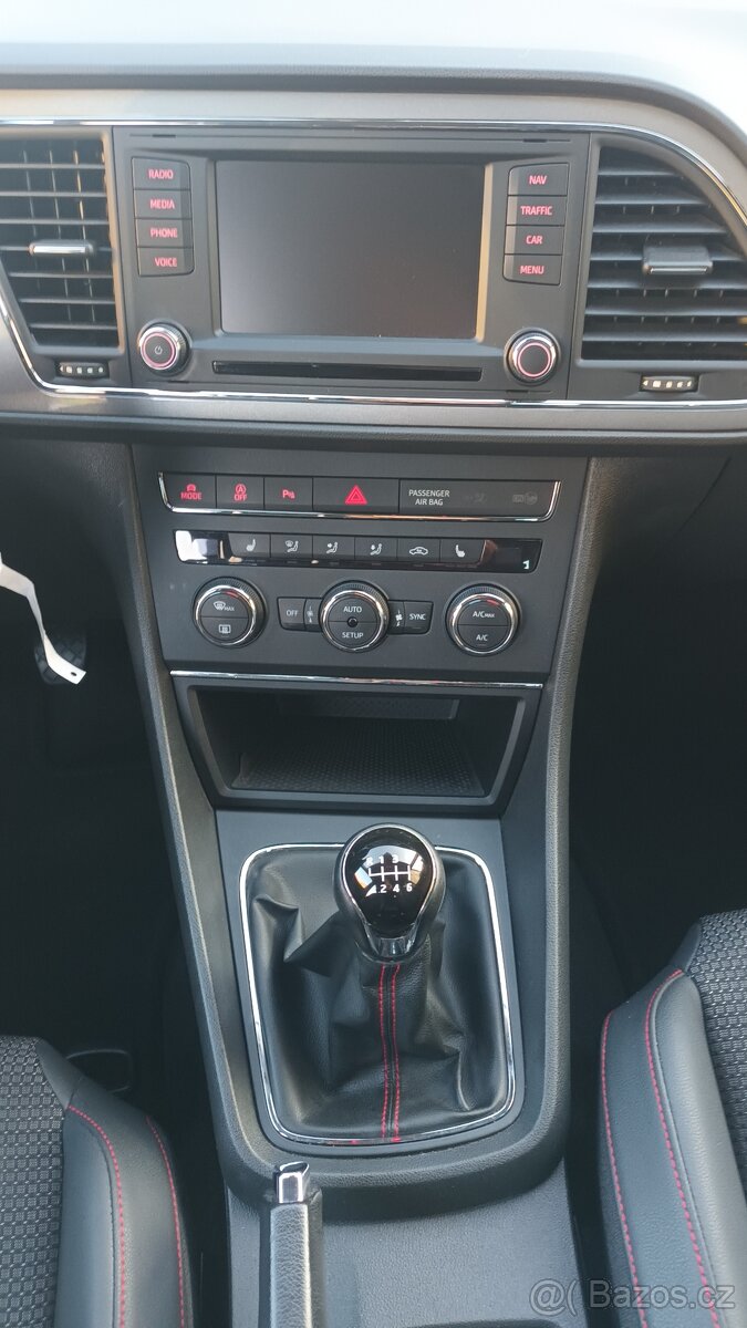 Seat Leon ST 1,4TSI 103kW,FR,FULL LED - 9