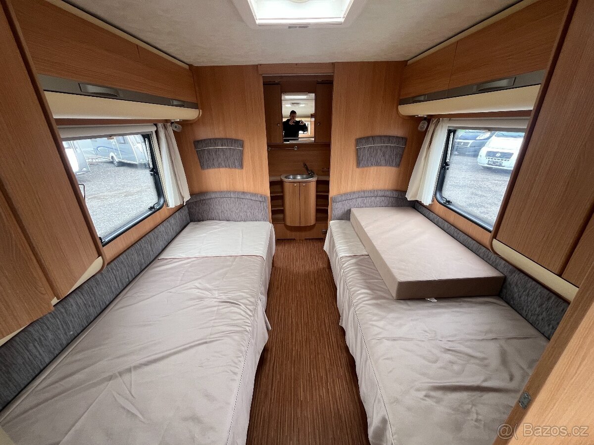 Adria Adora 613HT + předstan - 9