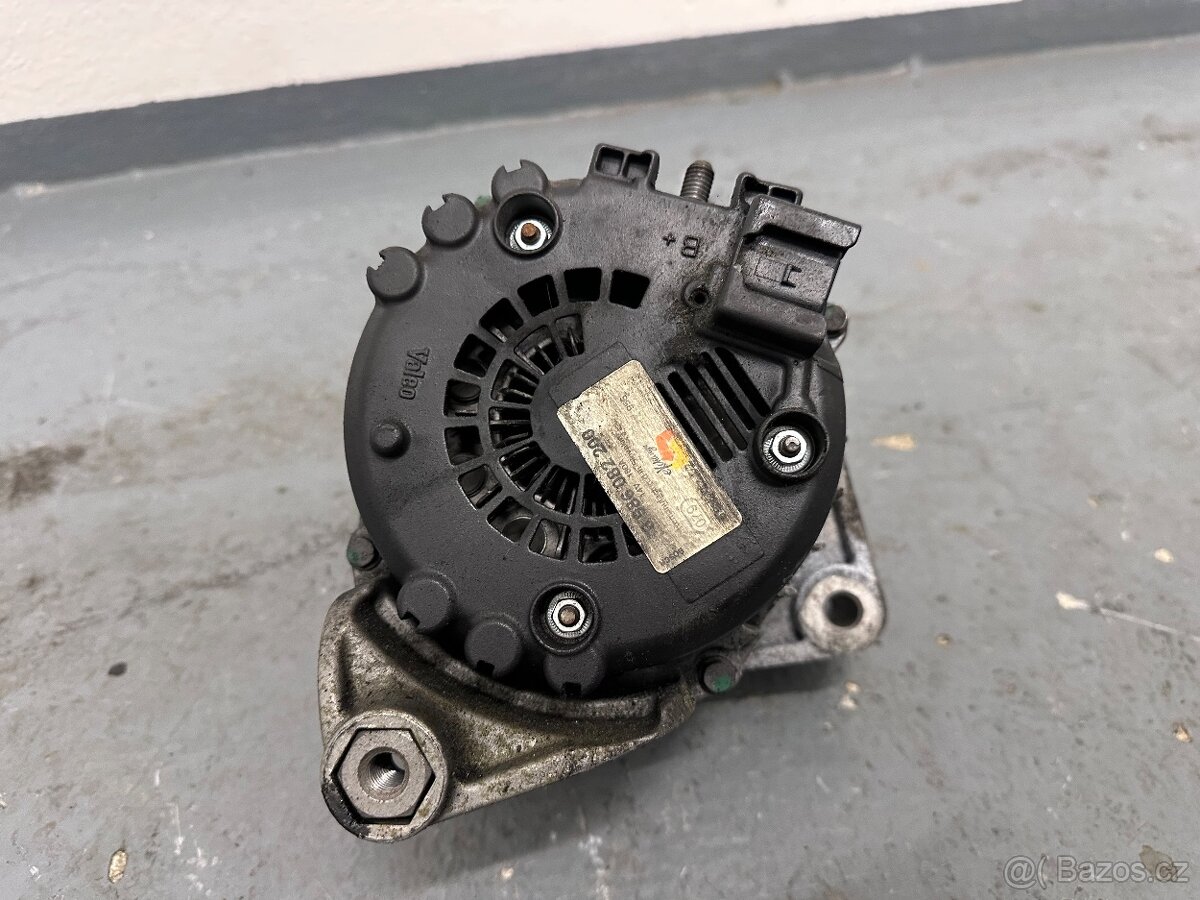 Bmw 320D N47 130kw příslušenství motoru - 9