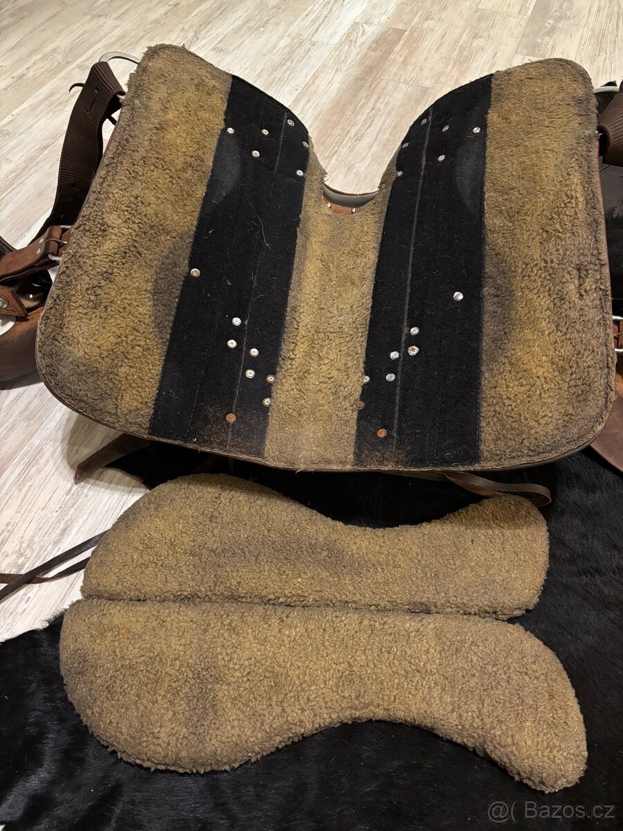 Westernové sedlo bezkostrové - 9