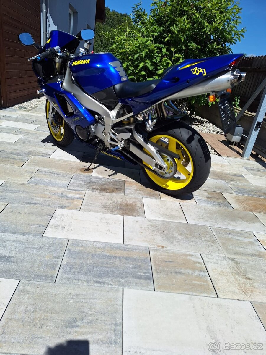 Yamaha R1 r.v. 1999 - 9