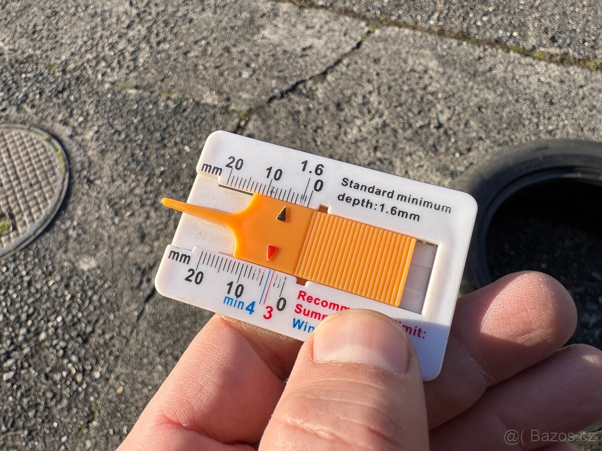 2x zimní pneu Hankook 245/40 R18 - 9