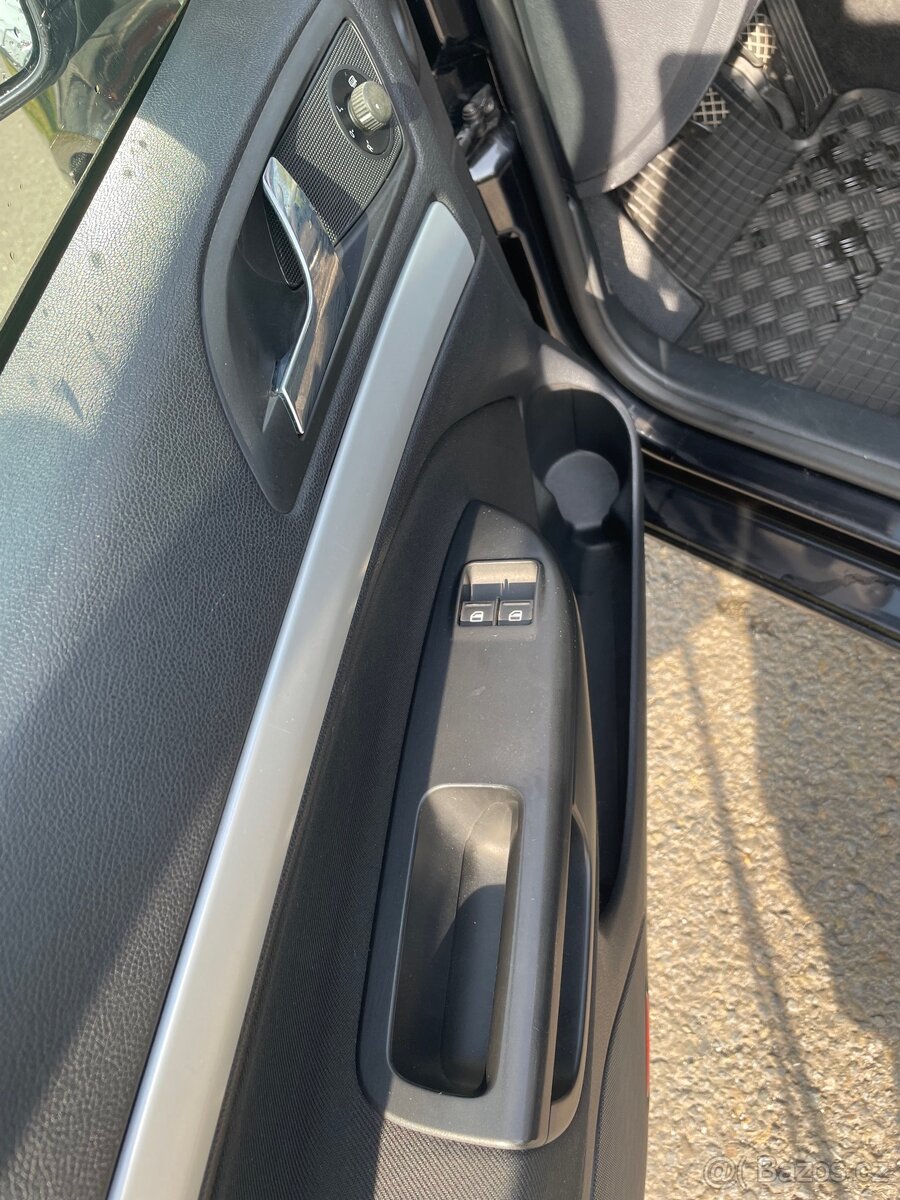 Škoda Octavia 2 1.9 TDi 77kw - 9