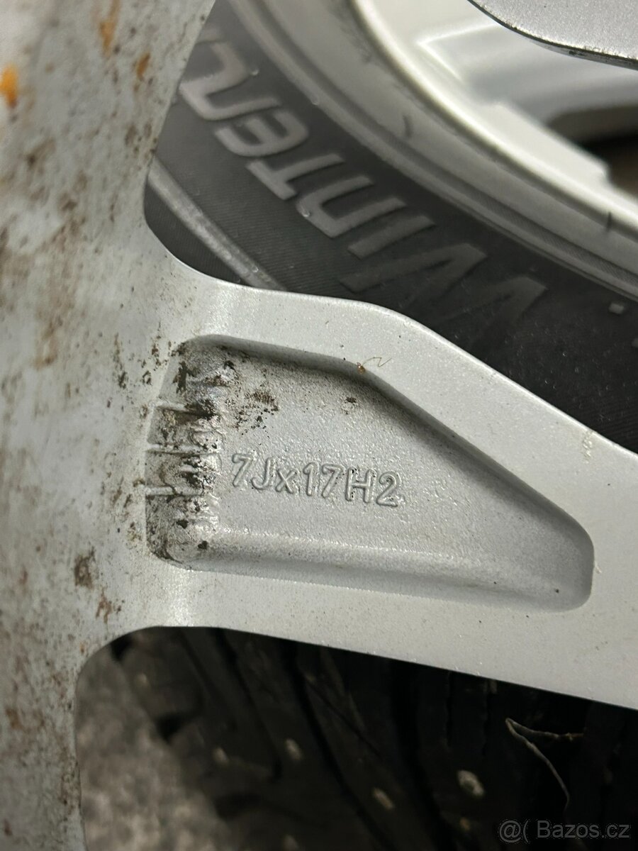 Subaru Outback zimní sada kol KUMHO 225/65/R17 - stříbrná - 9